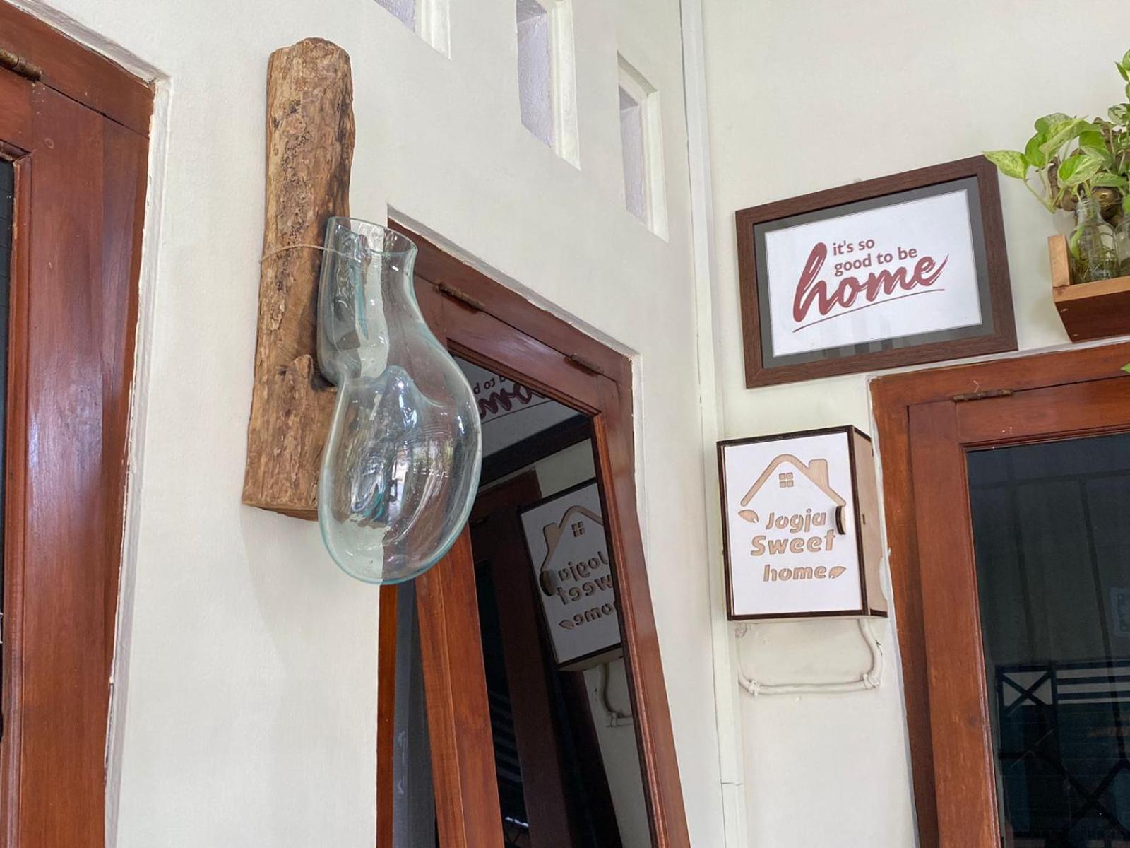 Coliving Jogja Sweet Home Kost Lengkap Di Jogjakarta Luaran gambar