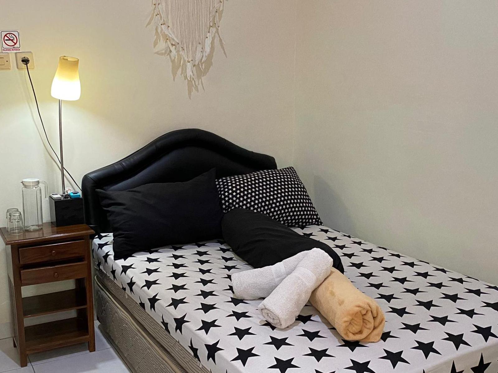 Coliving Jogja Sweet Home Kost Lengkap Di Jogjakarta Bilik gambar