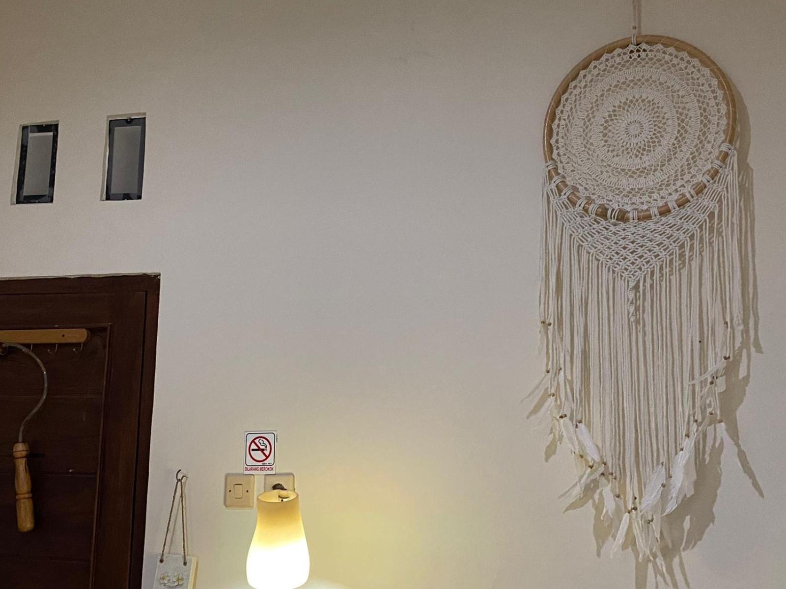 Coliving Jogja Sweet Home Kost Lengkap Di Jogjakarta Bilik gambar