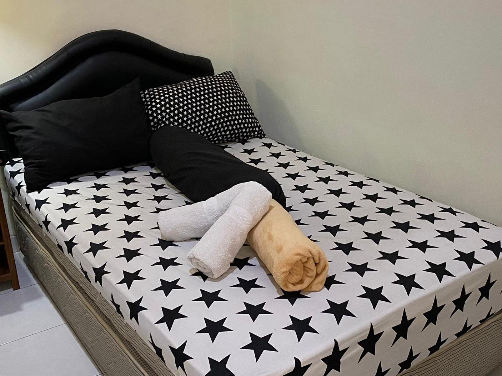 Coliving Jogja Sweet Home Kost Lengkap Di Jogjakarta Bilik gambar