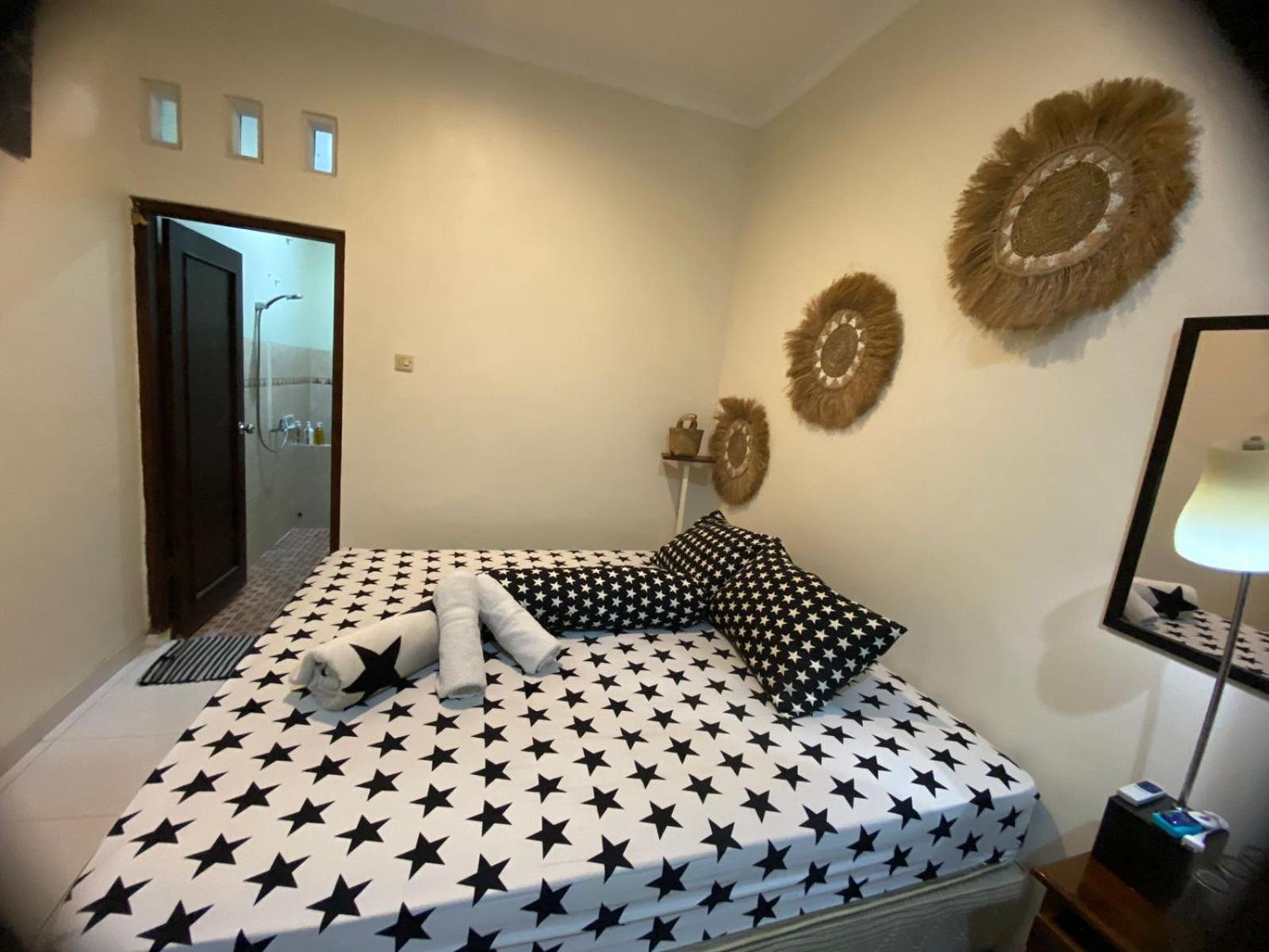 Coliving Jogja Sweet Home Kost Lengkap Di Jogjakarta Bilik gambar