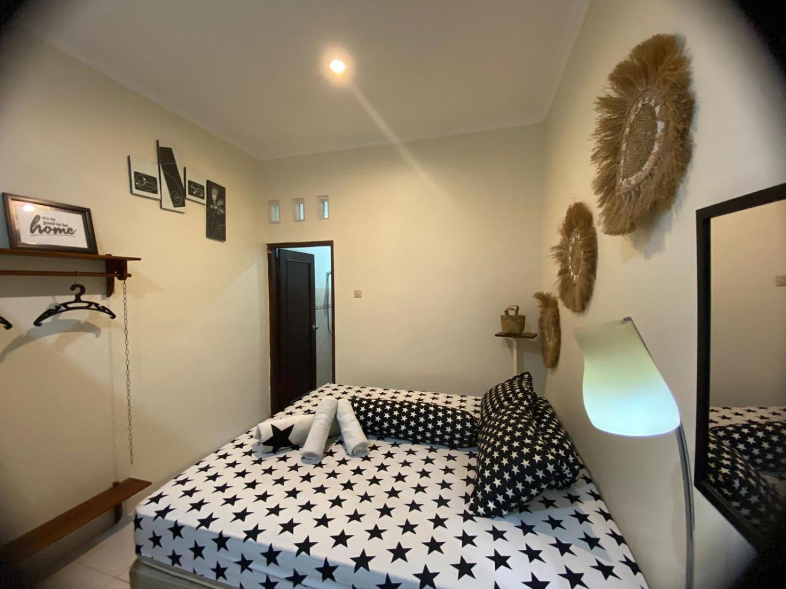 Coliving Jogja Sweet Home Kost Lengkap Di Jogjakarta Bilik gambar